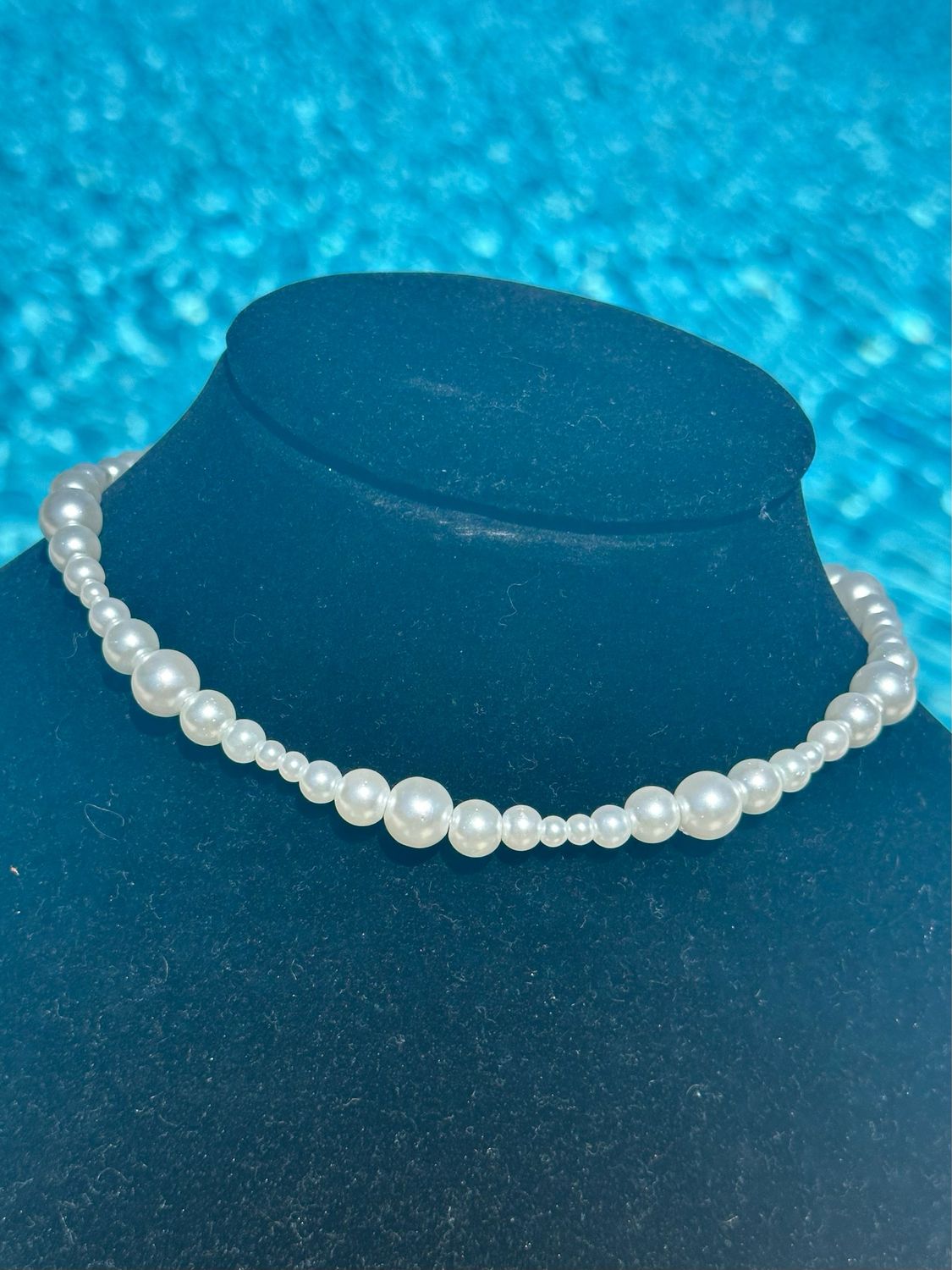 Faux Pearl Choker