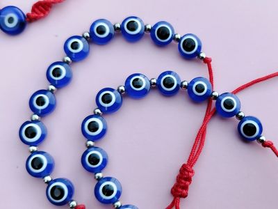 Pulserita protectora ojitos turcos