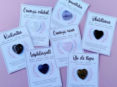Corazoncitos de piedras energéticas 💖