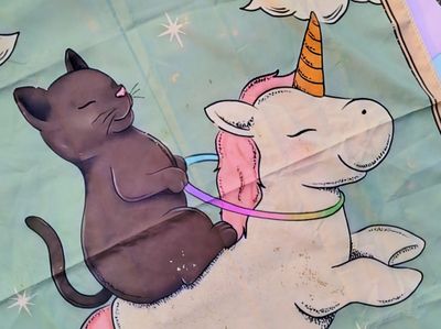 Pañito de tarot tapiz - Michi unicornio