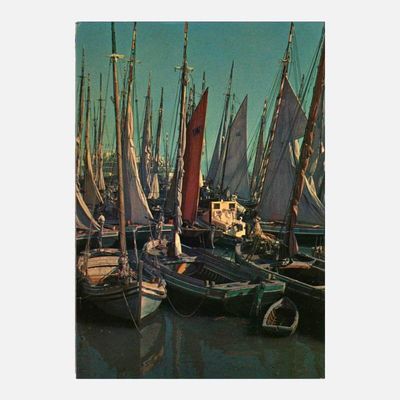 Postal Embarcações Típicas no Tejo