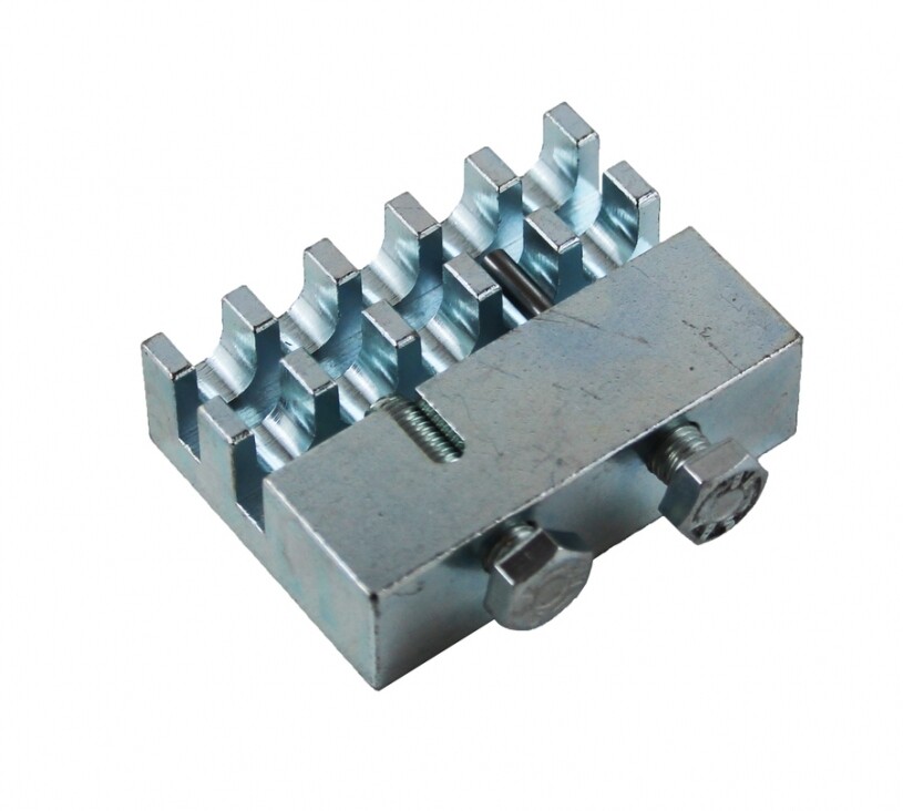 428 Chain Breaker