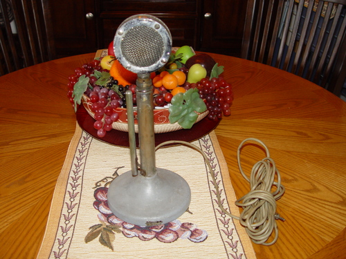 Microphone