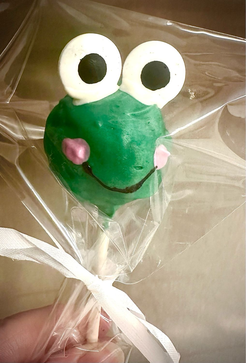 Frog Cake Pops (12ct)