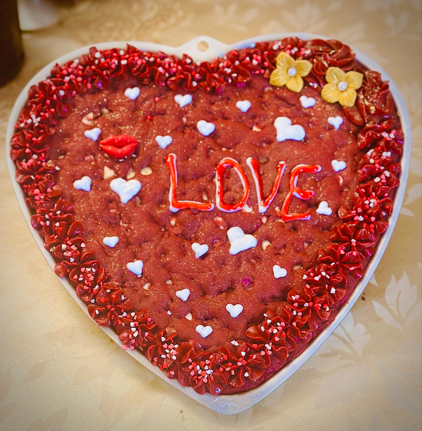 Red Velvet jumbo Cookie