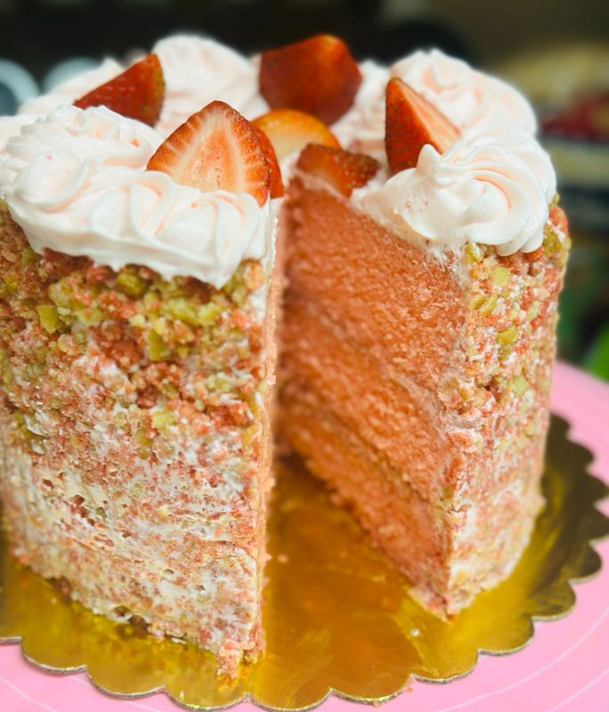 Strawberry Crunch Cake
