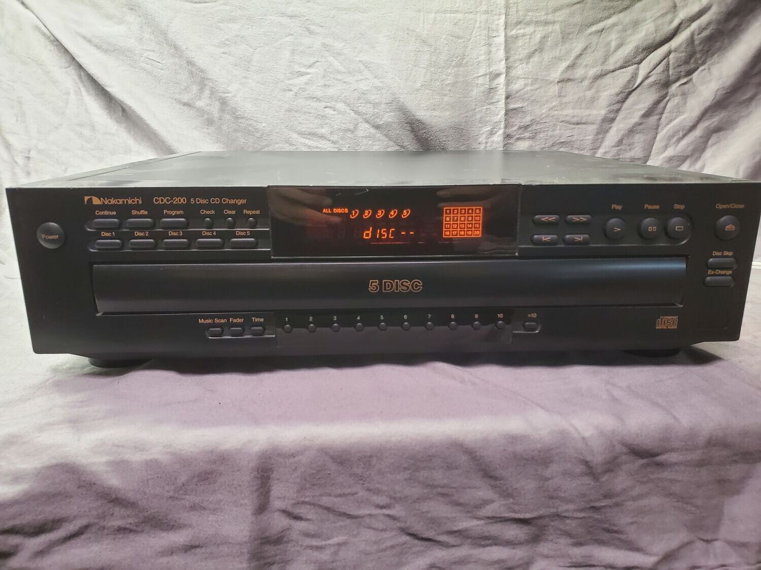 Nakamichi CDC-200 CD Changer