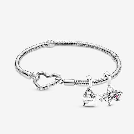Jetsetters Charm Bracelet Set
