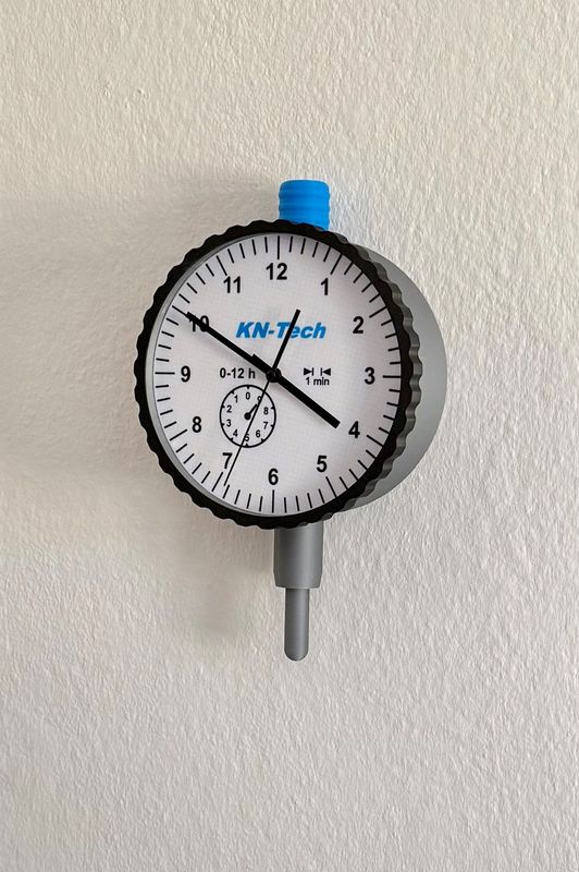 Wanduhr "Messuhr"