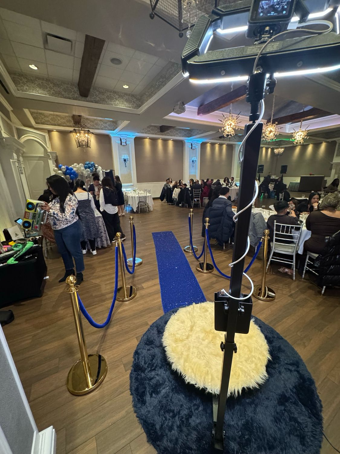 360 Spinning Booth Booking