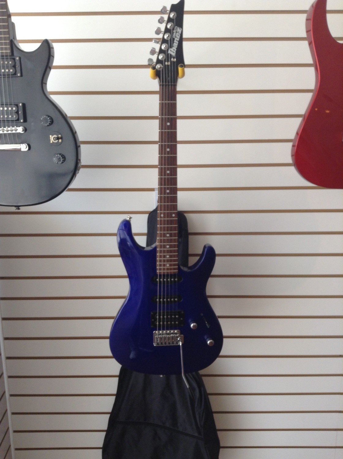 Ibanez GIO GSA 60. Gig bag included