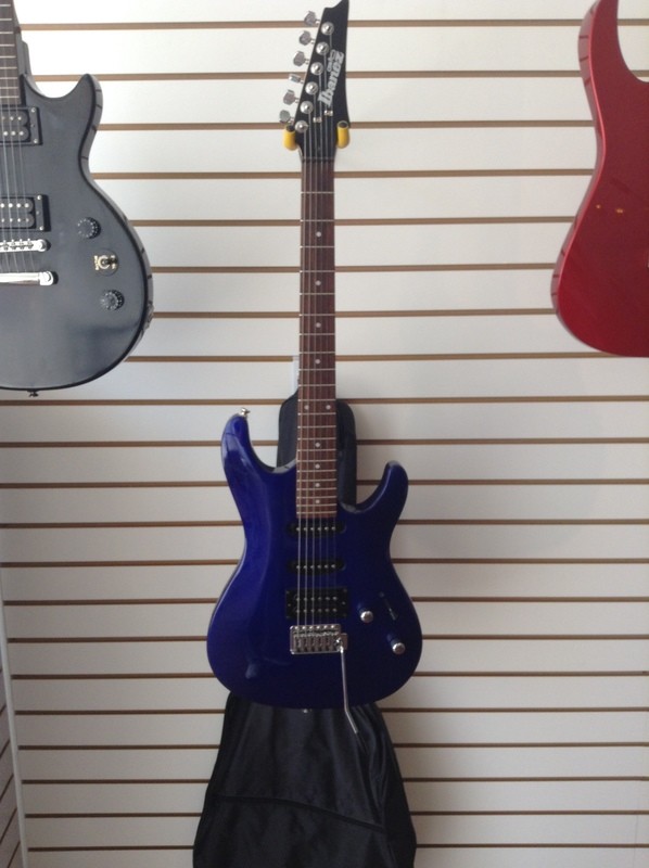 Ibanez GIO GSA 60. Gig bag included