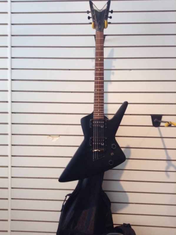 Baby Z Dean. Gig bag Included