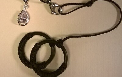 Comfy Tuck Pillow Wrap Treatement