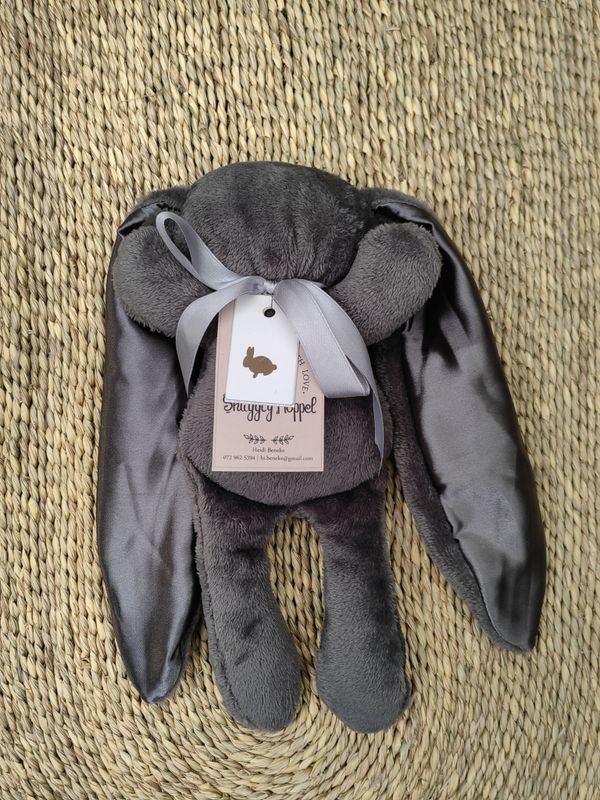 Snuggly Hoppel (Dark grey with plain grey satin ears)