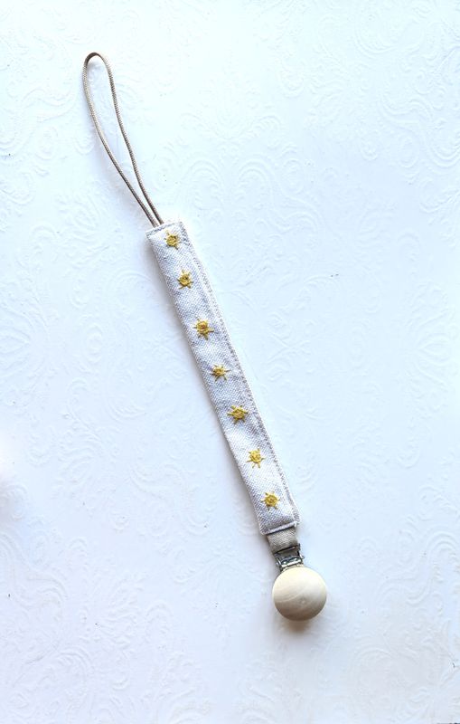 Dummy clips embroidery - Sunshine