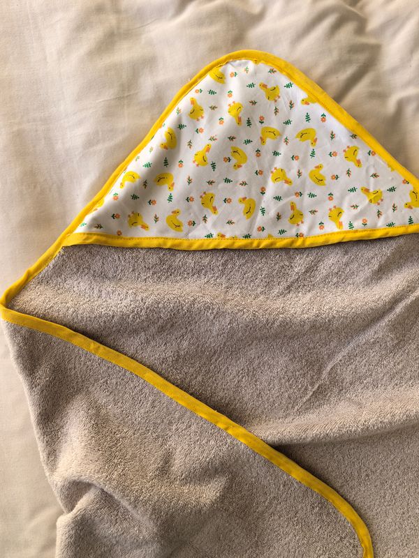 Hooded Towel - Duck