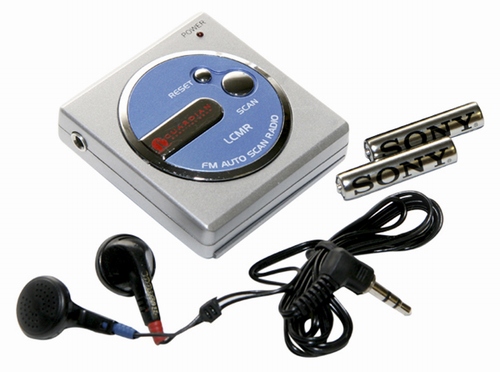 Mini FM Scan Radio w/ Headphones (batteries included)