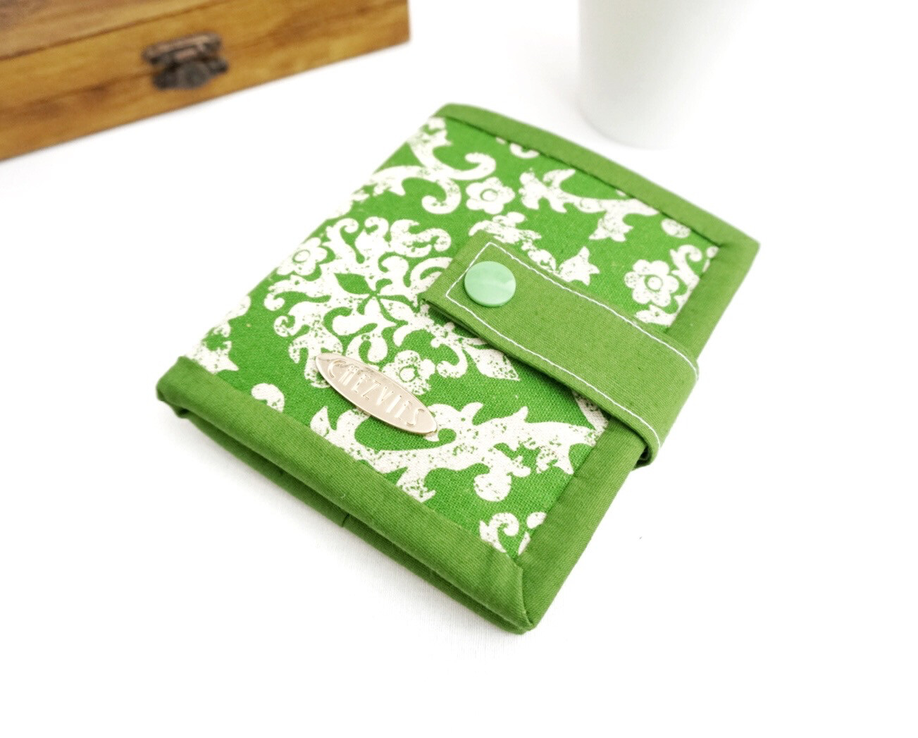 Floral Small Bifold Wallet - Fabric Wallet - Green Flower