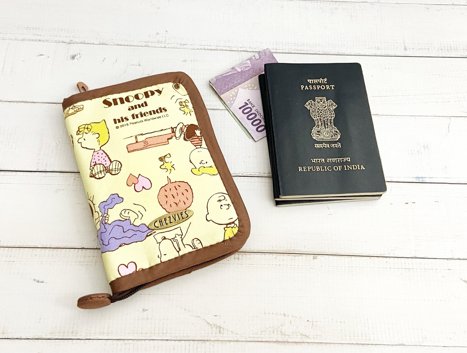 Snoopy Zipper Passport Cover Travel Wallet