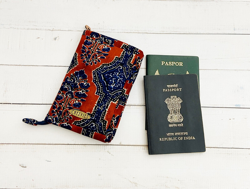 Kalamkari Passport Cover With Zipper