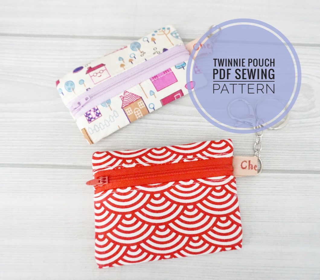 Mini Geometric Pattern Printed Coin Purse With Chain & Key Ring