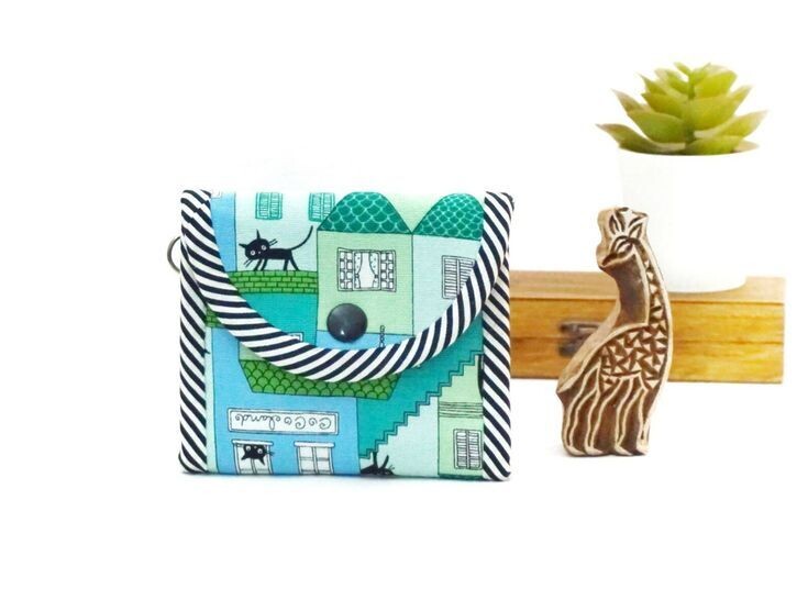 Small Trifold Wallet With Coin Pocket - Green Black Kitty
