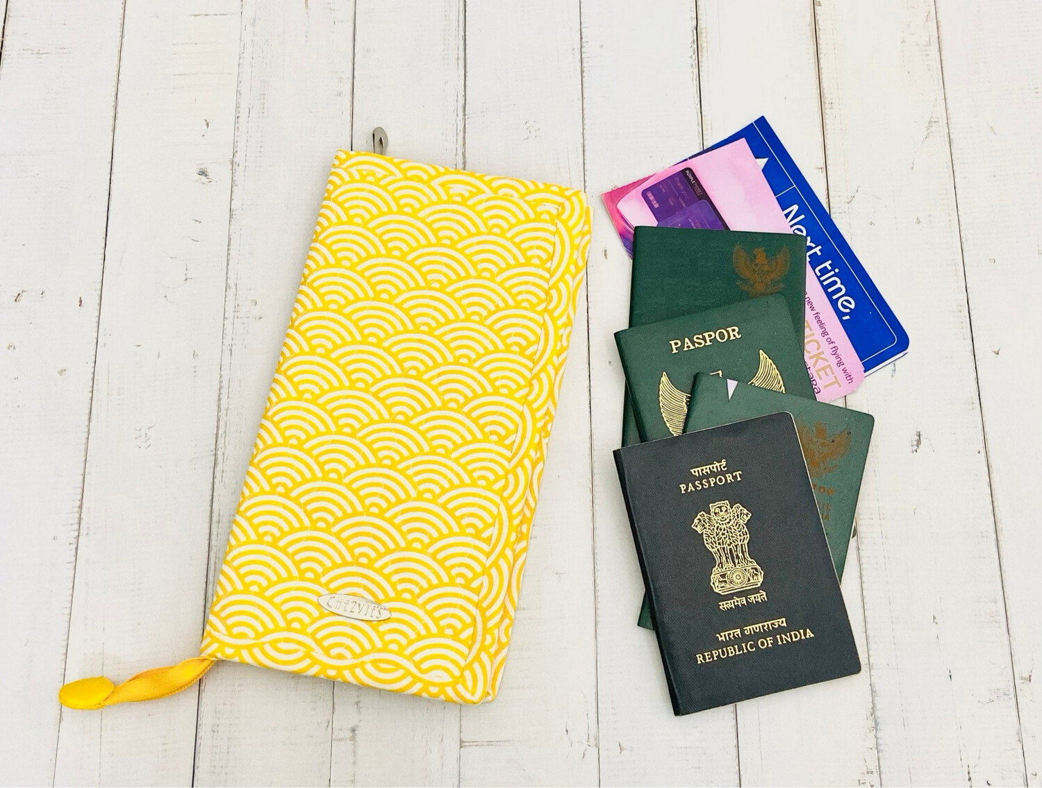 Yellow Family Passport Wallet for 4 - 6 with Zipper Closure
