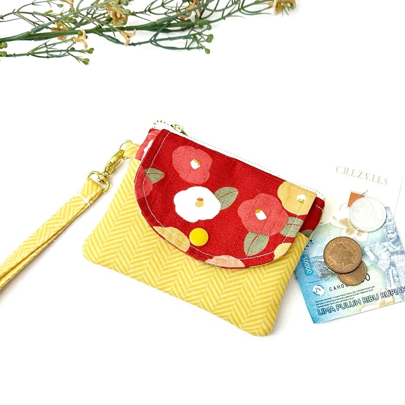 Red Floral Wristlet Wallet - Sakura