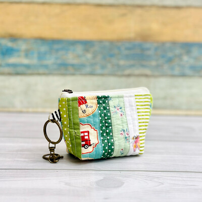 Mini Patchwork Bag With Keychain - Green
