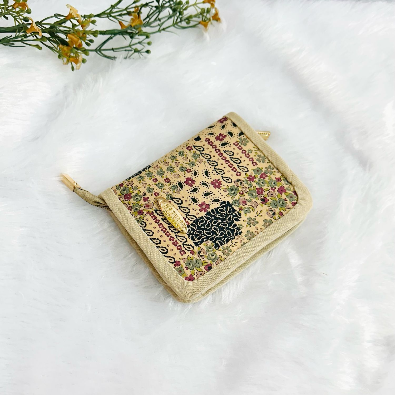 Small Zip Around Fabric Wallet, Small Bifold Wallet - Brown Floral