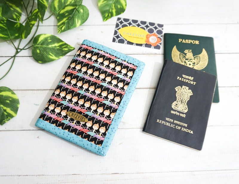 Ballerina Passport Wallet