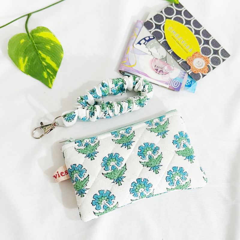 Quilted Coin Purse with Scrunchie Keychain - Green Blue Floral