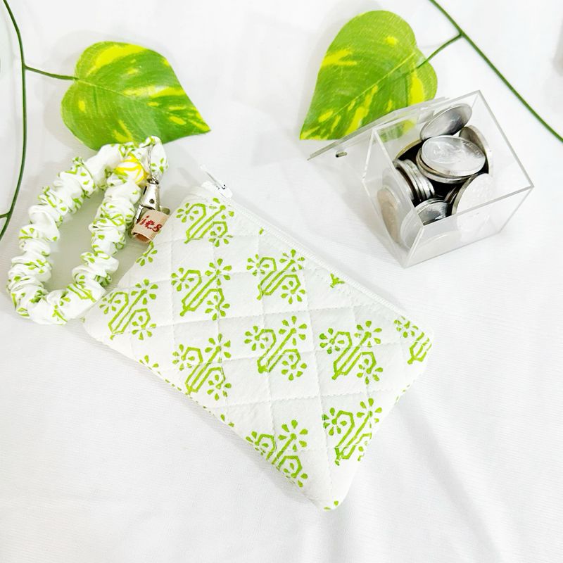 Quilted Coin Purse with Scrunchie Keychain - Green White Floral