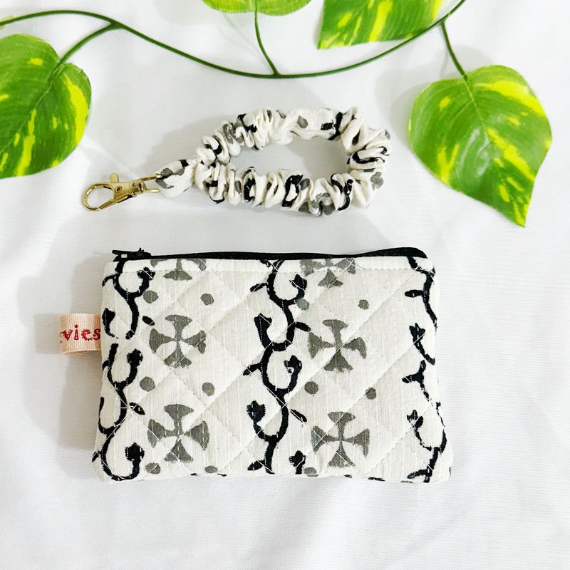 Quilted Coin Pouch with Scrunchie Keychain - Black and White