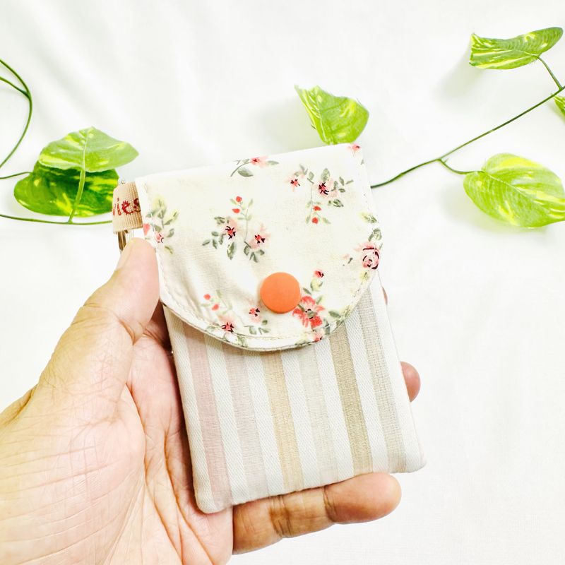 Handmade Mini Keychain Card Holder - Fabric Wallet - Off-White Floral Stripe