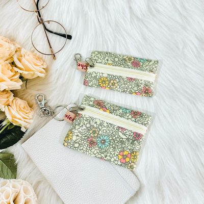 Handmade Keychain Zipper Wallet - Beige Green Floral