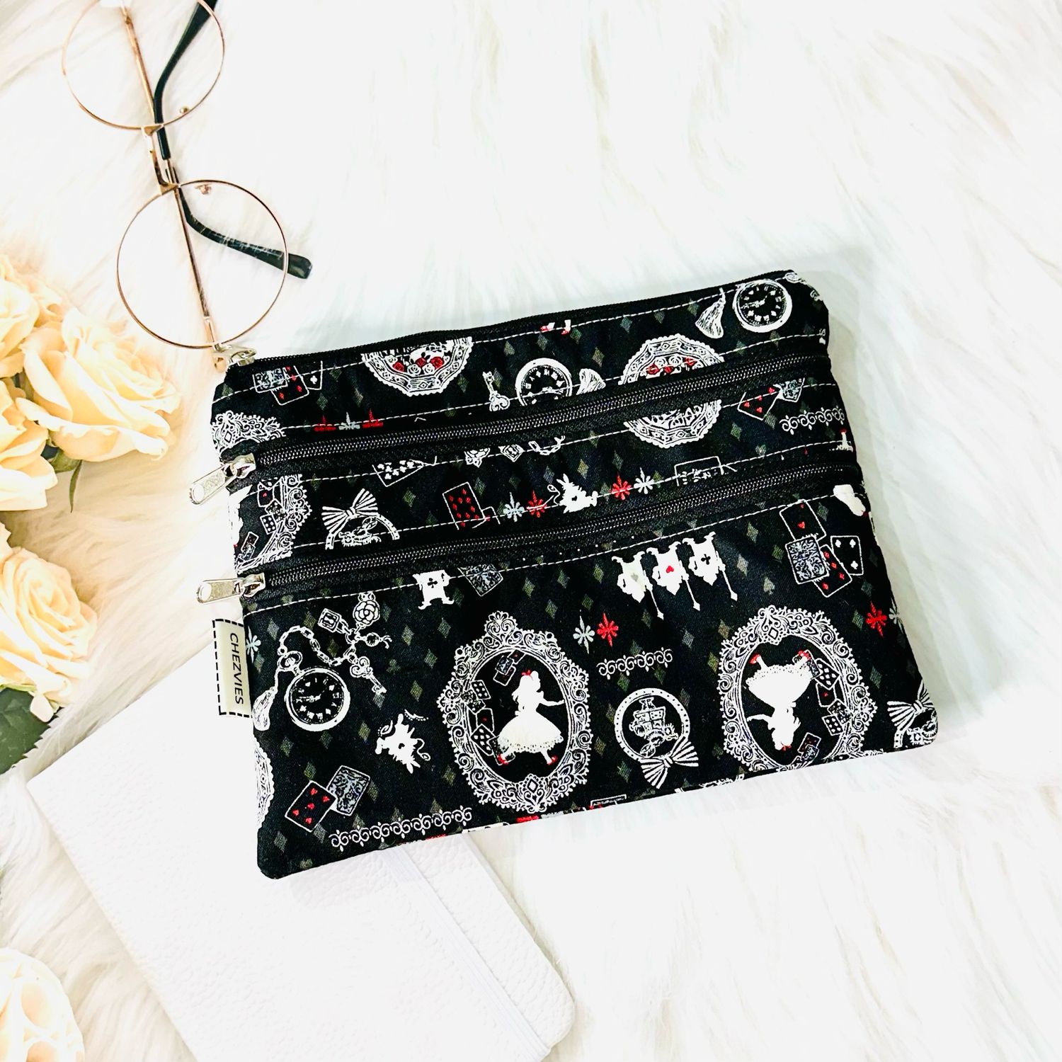 Triple Zipper Bag - Alice In Wonderland