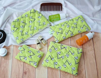 Retro Green Quilted Zipper Pouches