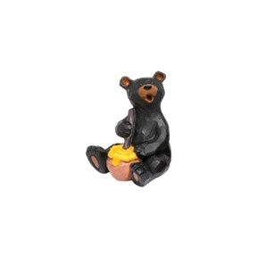 Honey Bear, Name: Honey Pot
