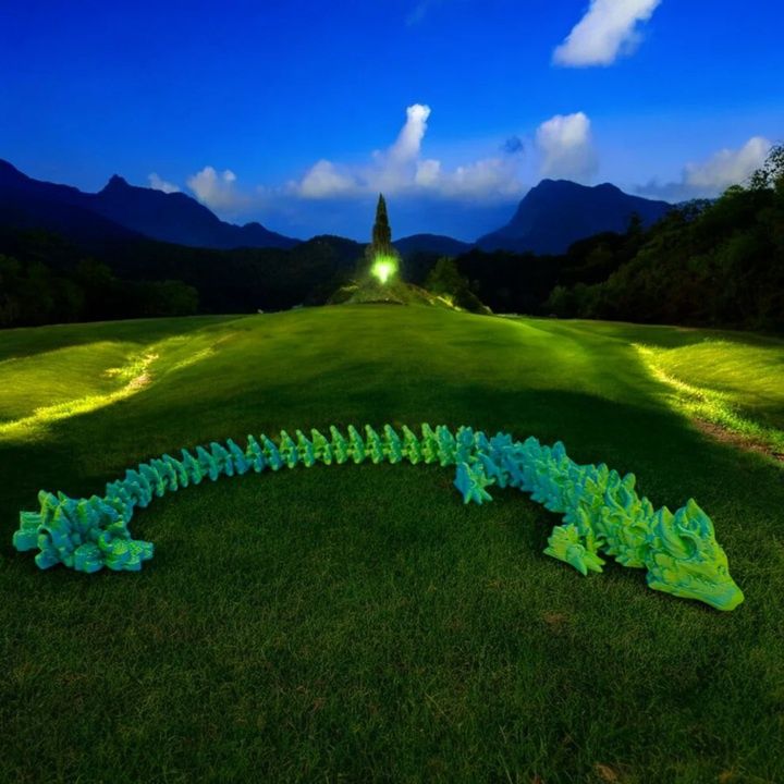 Dragon Lunar, Size: Large