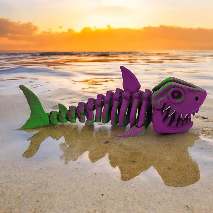 Shark Bonebite, Size: Small