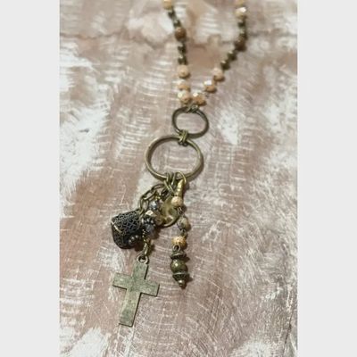 Acacia Necklace