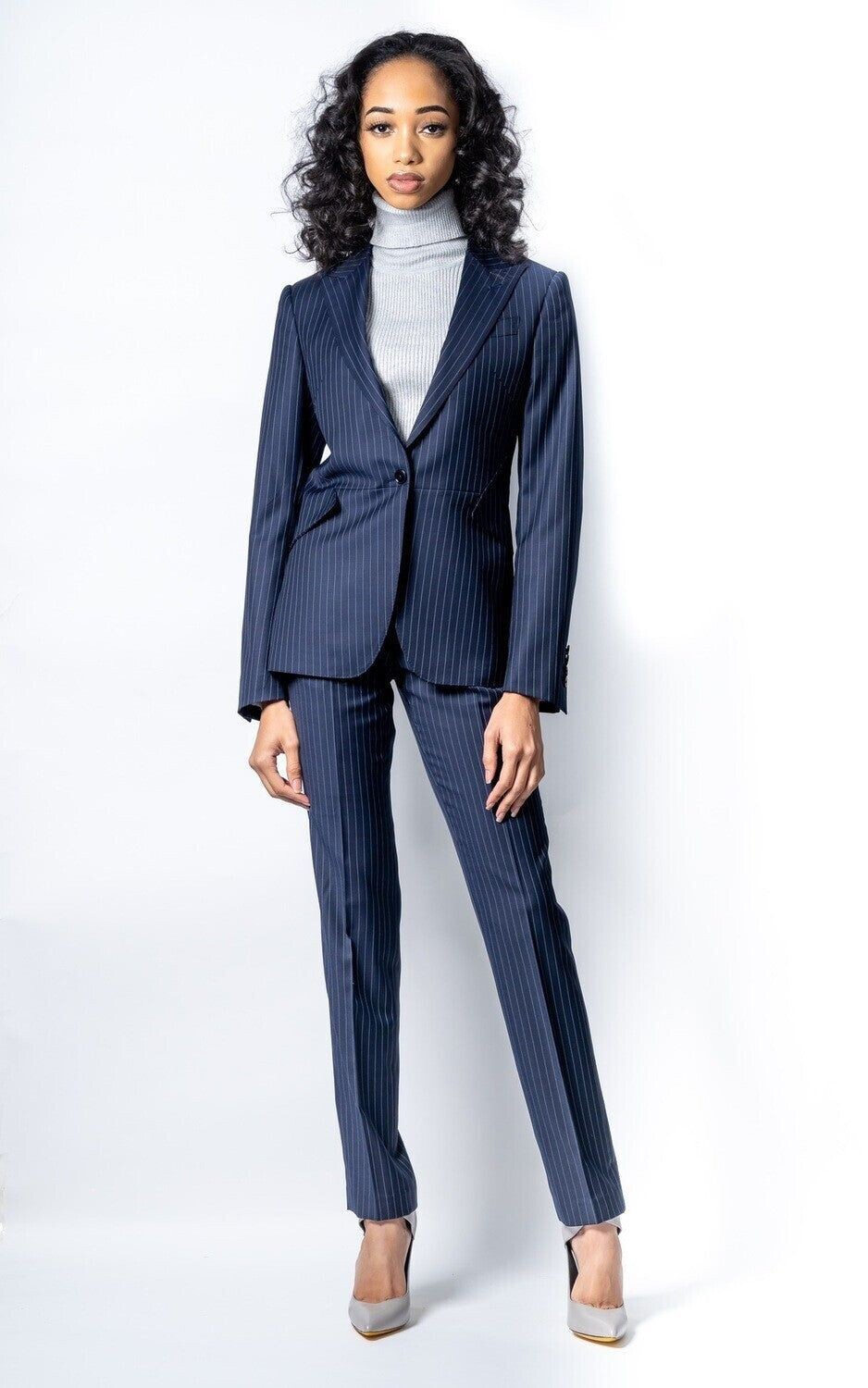 Single Breast Peak Lapel Pinstripe