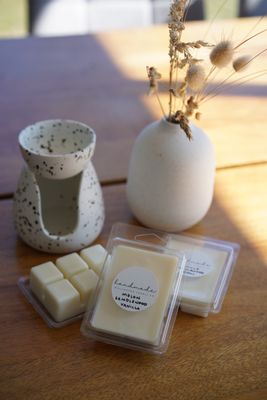 Handcrafted candle melts