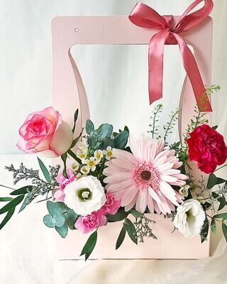 Roseate