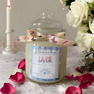 Bougie parfumée La Vie est Belle - 300 mL