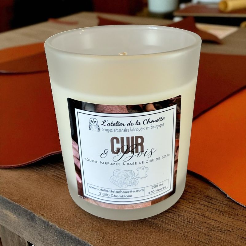 Bougie parfumée Cuir &amp; bois - 200 mL