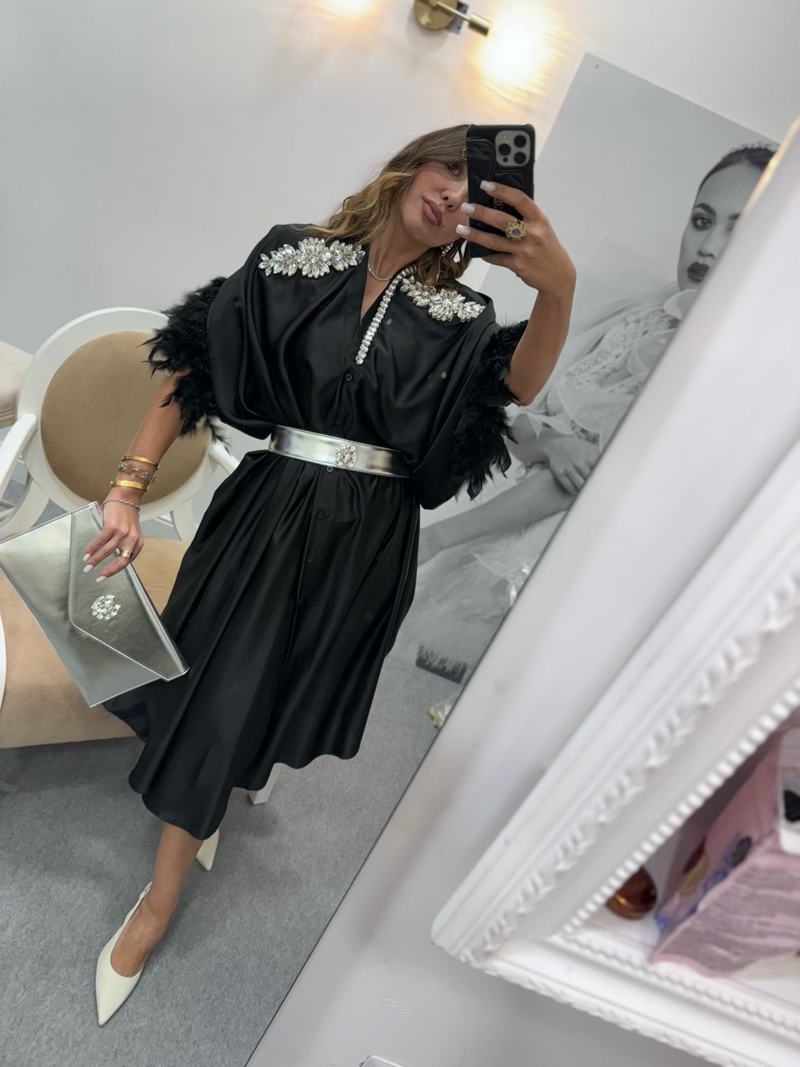 caftano nero e argento