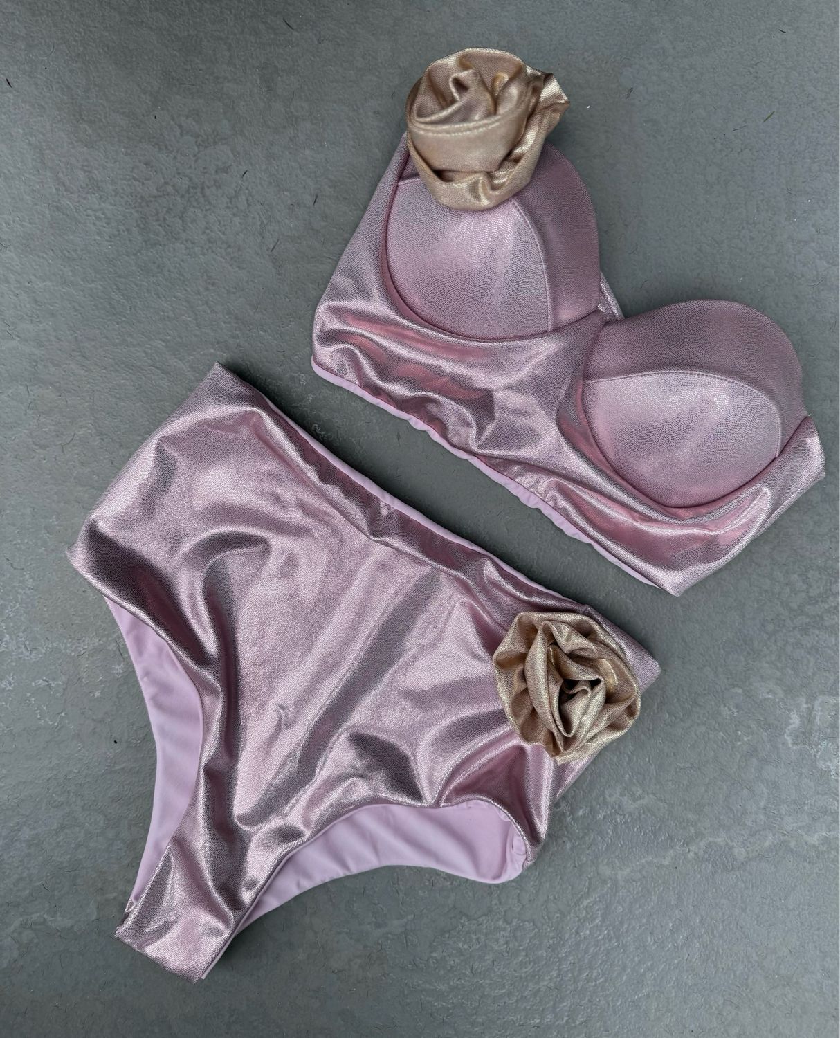 corpetto con Rosa